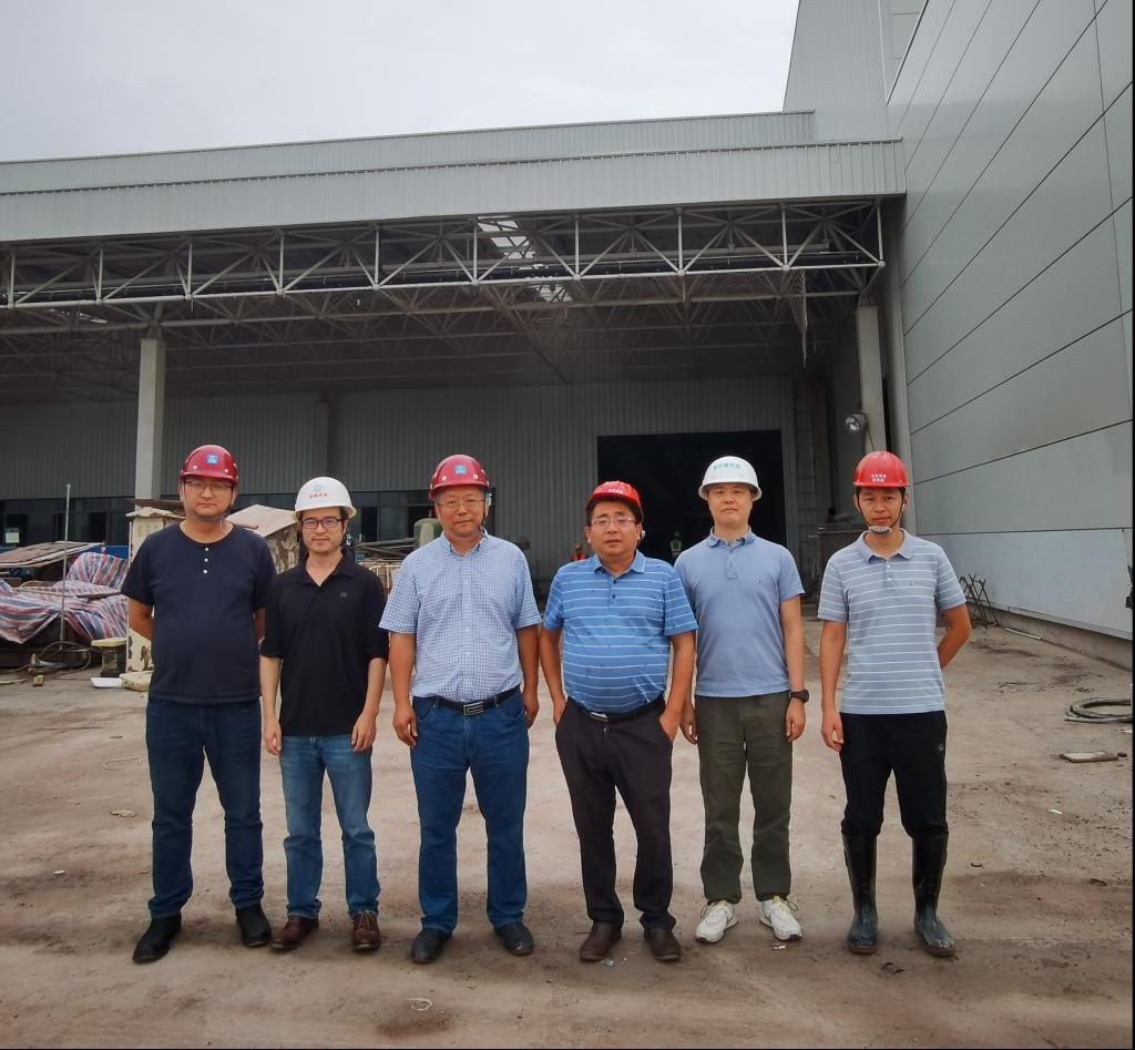 熊啟東副院長(zhǎng)赴前沿科技城新能源汽車(chē)工業(yè)園配套基礎(chǔ)設(shè)施項(xiàng)目指導(dǎo)工作，聚焦工程技術(shù)服務(wù)精準(zhǔn)落地